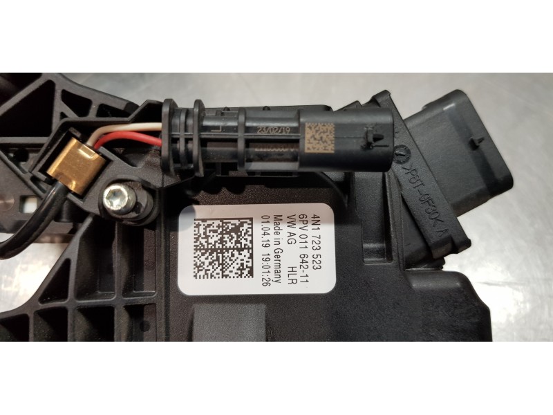 Recambio de pedal acelerador para audi a6 berlina (4a2) 40 tdi basic referencia OEM IAM 4N1723523  