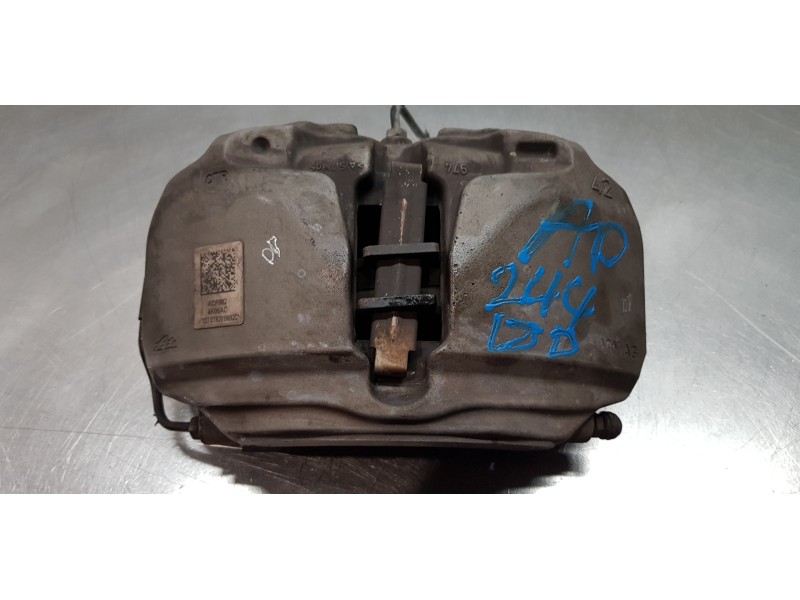Recambio de pinza freno delantera derecha para audi a6 berlina (4a2) 40 tdi basic referencia OEM IAM 8W0615108D  