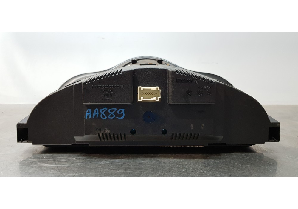 Recambio de cuadro instrumentos para mercedes clase c (w203) sportcoupe c 180 (203.735) referencia OEM IAM A2035408111  