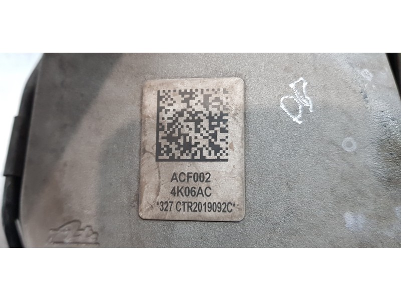 Recambio de pinza freno delantera derecha para audi a6 berlina (4a2) 40 tdi basic referencia OEM IAM 8W0615108D  