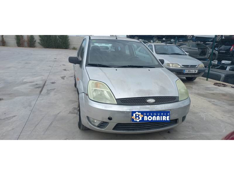 ford fiesta (cbk) del año 2004
