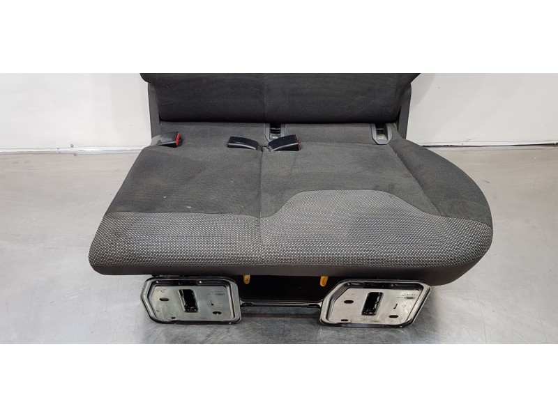 Recambio de asientos trasero izquierdo para ford transit connect kombi ambiente referencia OEM IAM 2445785  