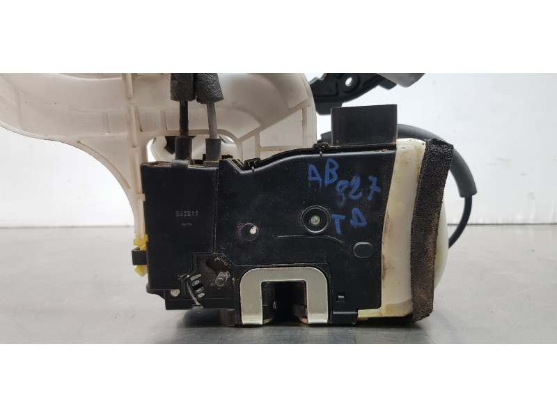 Recambio de cerradura puerta trasera derecha para hyundai ix35 comfort 2wd referencia OEM IAM 814202Y010   Recambio de cerradura puerta trasera derecha para hyundai ix35 comfort 2wd referencia OEM IAM 814202Y010