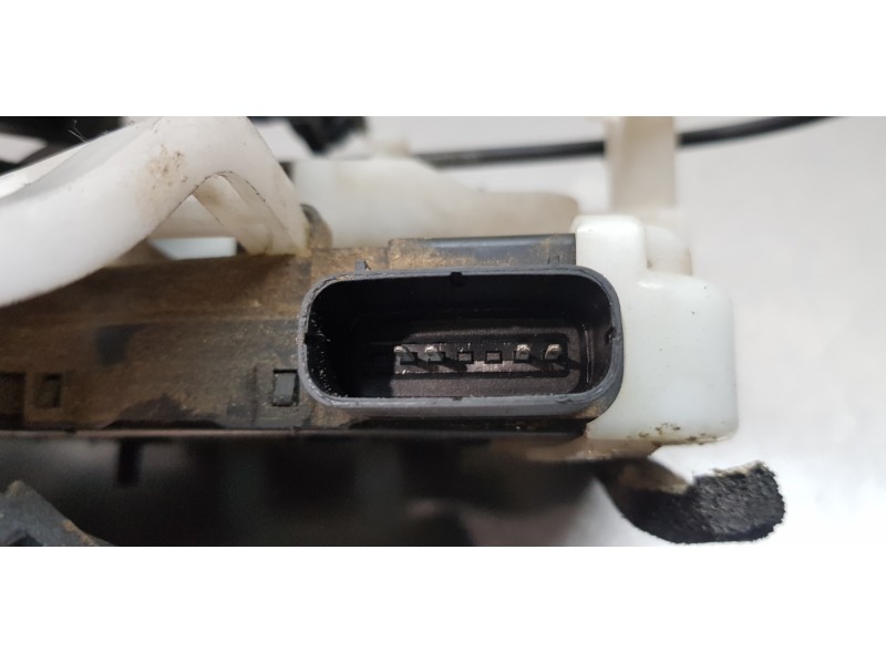 Recambio de cerradura puerta trasera derecha para hyundai ix35 comfort 2wd referencia OEM IAM 814202Y010   Recambio de cerradura puerta trasera derecha para hyundai ix35 comfort 2wd referencia OEM IAM 814202Y010