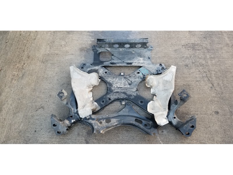 Recambio de puente delantero para audi a6 berlina (4a2) 40 tdi basic referencia OEM IAM 4K1399347C  