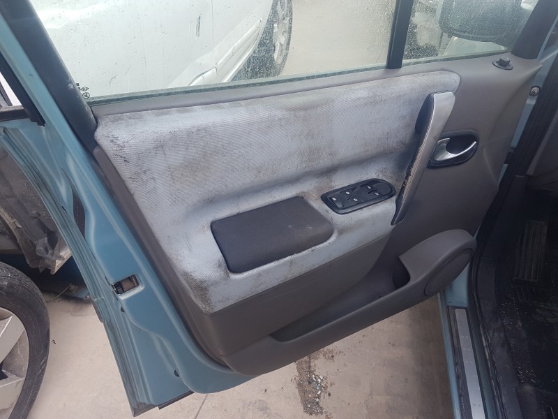 renault scenic ii del año 2007