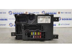 Recambio de caja reles / fusibles para opel corsa d expression referencia OEM IAM 13382213  