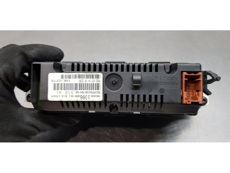 Recambio de pantalla multifuncion para peugeot 308 confort referencia OEM IAM 9666136680   Recambio de pantalla multifuncion para peugeot 308 confort referencia OEM IAM 9666136680