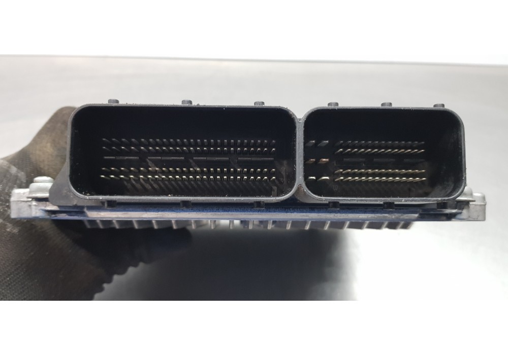 Recambio de centralita motor uce para mercedes clase r (w251) 320 cdi (251.022) referencia OEM IAM 0281012796  