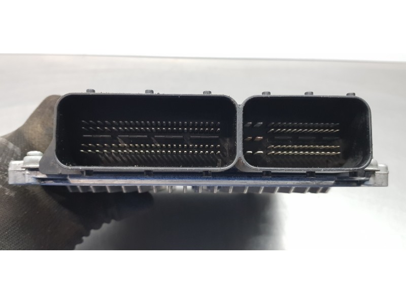 Recambio de centralita motor uce para mercedes clase r (w251) 320 cdi (251.022) referencia OEM IAM 0281012796  