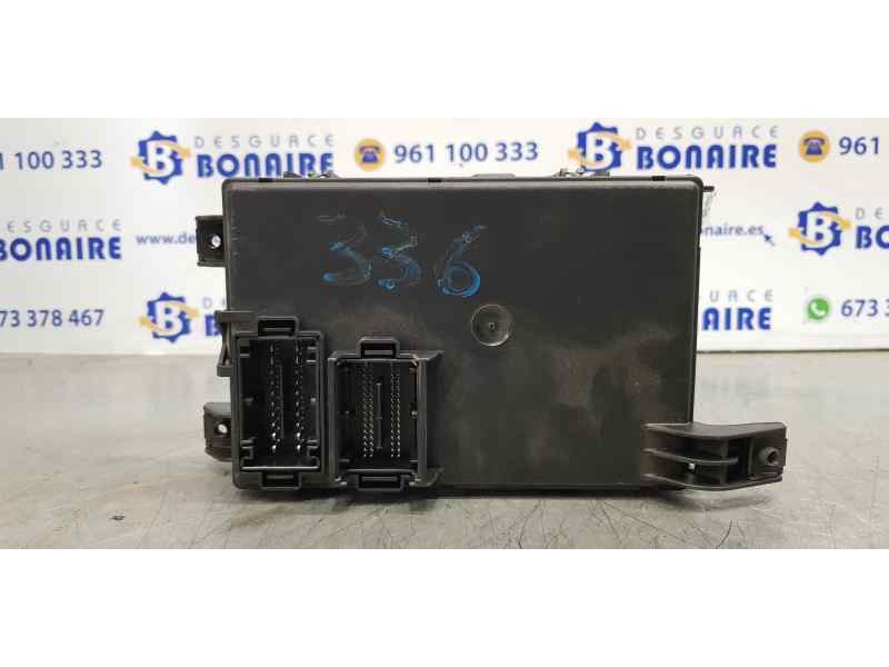 Recambio de caja reles / fusibles para opel corsa d expression referencia OEM IAM 13382213  