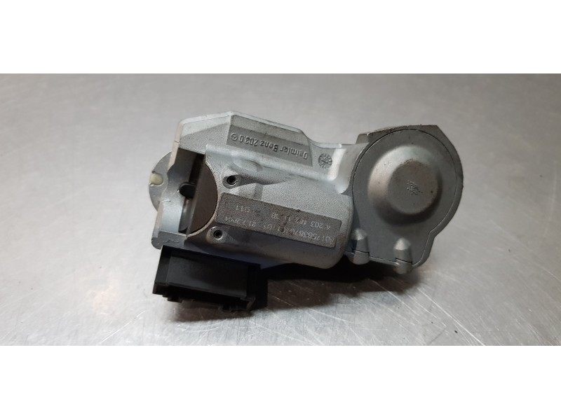 Recambio de antirrobo para mercedes clase c (w203) berlina 270 cdi (203.016) referencia OEM IAM A2034620630  