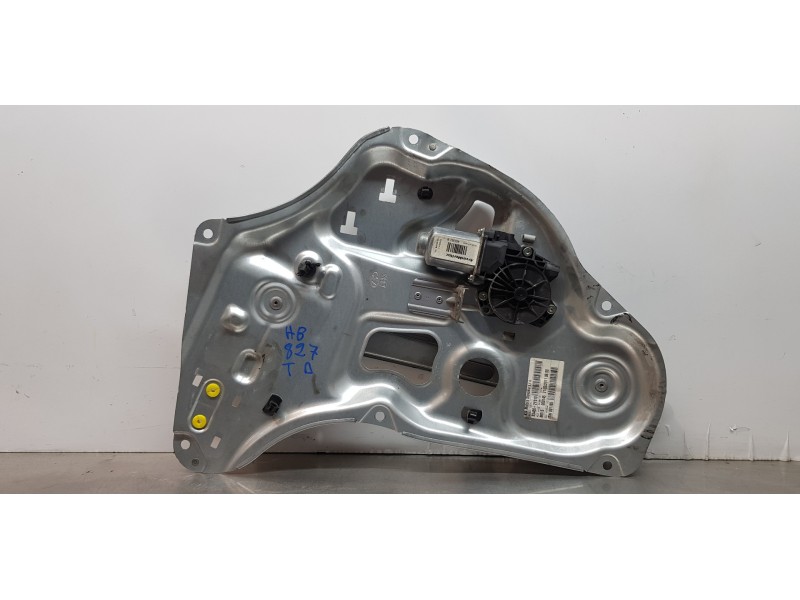 Recambio de elevalunas trasero derecho para hyundai ix35 comfort 2wd referencia OEM IAM 834022Y000   Recambio de elevalunas trasero derecho para hyundai ix35 comfort 2wd referencia OEM IAM 834022Y000