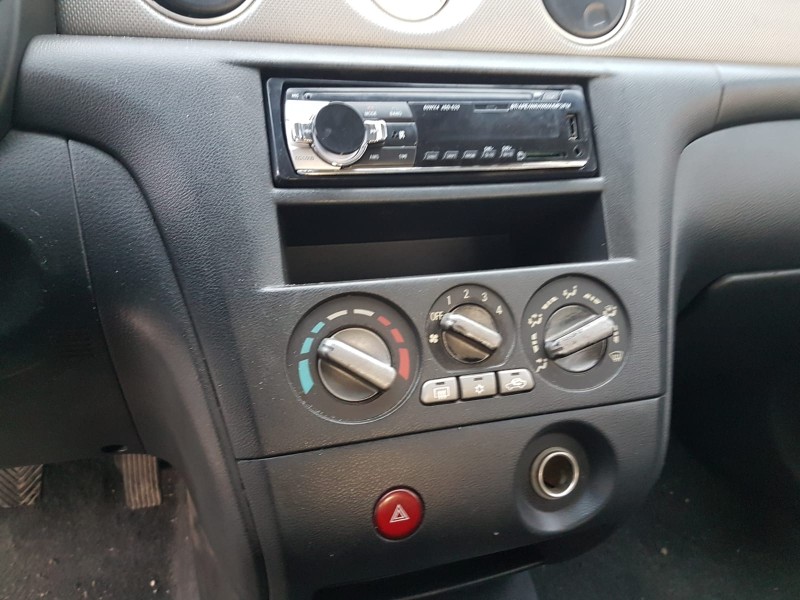 mitsubishi outlander (cu0w) del año 2003 mitsubishi outlander (cu0w) del año 2003