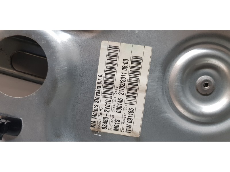 Recambio de elevalunas trasero derecho para hyundai ix35 comfort 2wd referencia OEM IAM 834022Y000   Recambio de elevalunas trasero derecho para hyundai ix35 comfort 2wd referencia OEM IAM 834022Y000