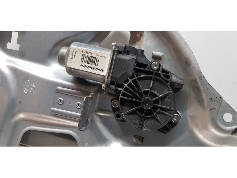 Recambio de elevalunas trasero derecho para hyundai ix35 comfort 2wd referencia OEM IAM 834022Y000   Recambio de elevalunas trasero derecho para hyundai ix35 comfort 2wd referencia OEM IAM 834022Y000