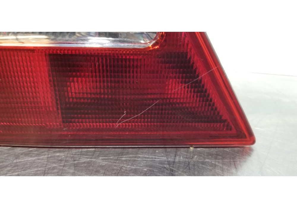 Recambio de piloto trasero izquierdo para mercedes clase c (w203) berlina 220 cdi (203.006) referencia OEM IAM A2038200164  