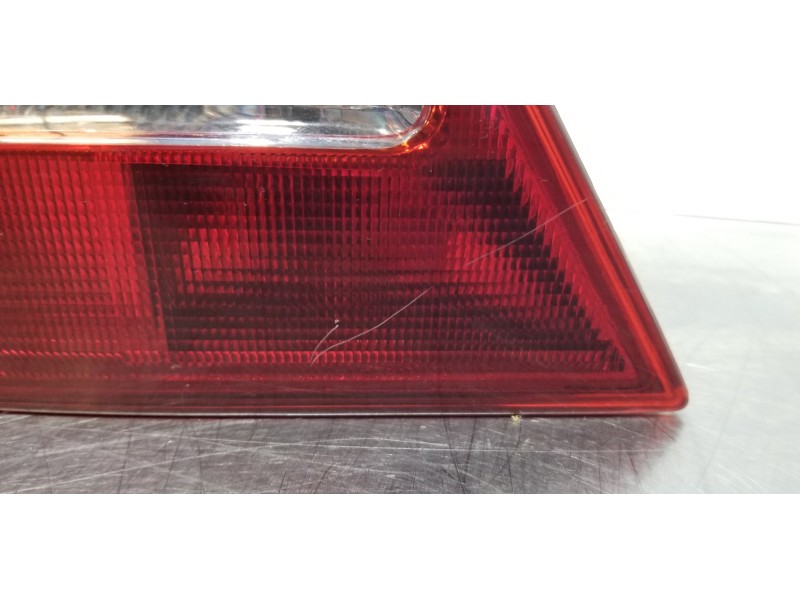 Recambio de piloto trasero izquierdo para mercedes clase c (w203) berlina 220 cdi (203.006) referencia OEM IAM A2038200164  