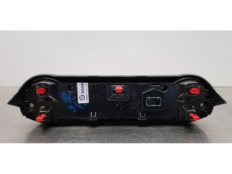 Recambio de mando climatizador para toyota rav4 hybrid 4x2 advance referencia OEM IAM 5590042641  