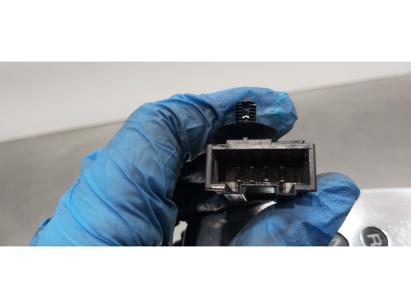 Recambio de palanca cambio para audi a8 (4e2) 4.2 quattro referencia OEM IAM 4E1713041BG   Recambio de palanca cambio para audi a8 (4e2) 4.2 quattro referencia OEM IAM 4E1713041BG