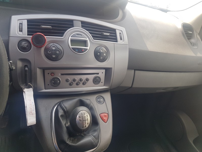 renault scenic ii del año 2007