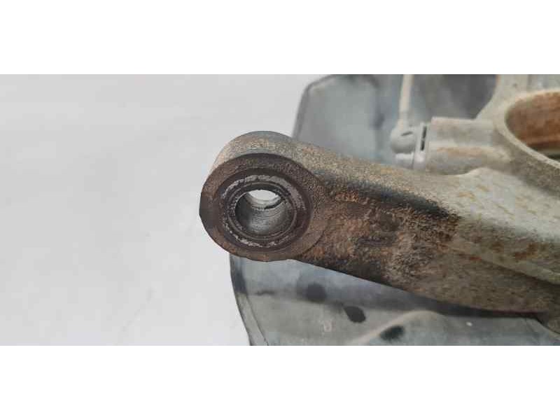 Recambio de mangueta delantera izquierda para hyundai ix35 comfort 2wd referencia OEM IAM 517153U000  