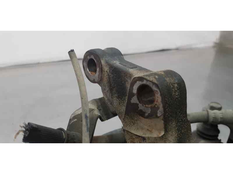 Recambio de mangueta delantera izquierda para hyundai ix35 comfort 2wd referencia OEM IAM 517153U000  