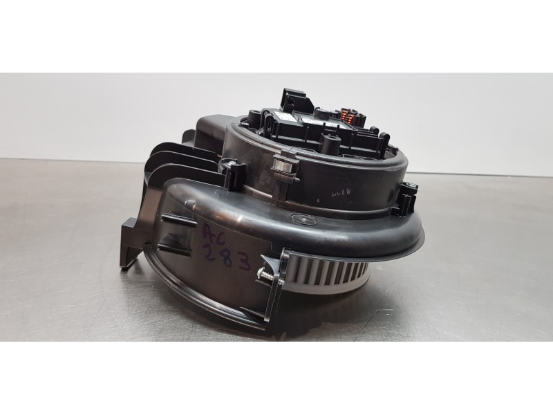 Recambio de motor calefaccion para volvo xc60 inscription awd referencia OEM IAM 32241017  