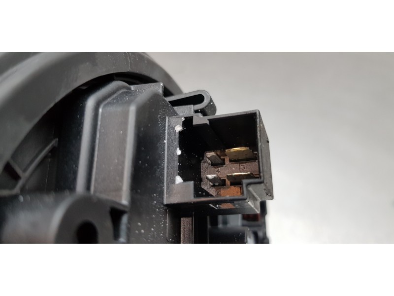 Recambio de motor calefaccion para volvo xc60 inscription awd referencia OEM IAM 32241017  