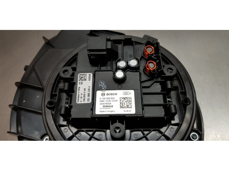 Recambio de motor calefaccion para volvo xc60 inscription awd referencia OEM IAM 32241017  