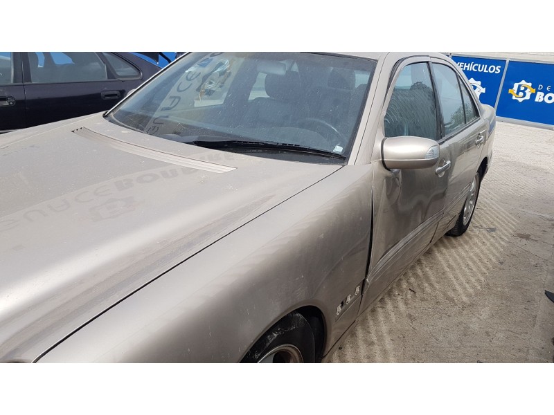 mercedes clase e (w210) berlina del año 1999