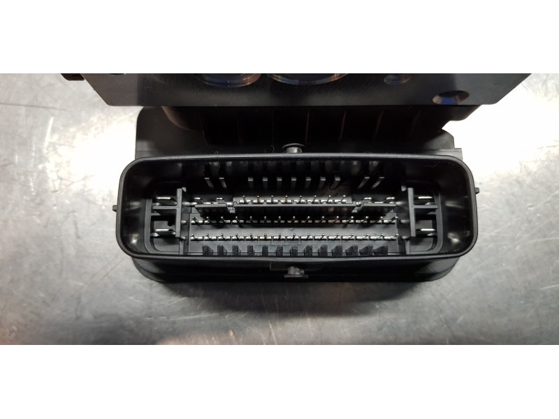 Recambio de abs para toyota rav 4 plug-in hybrid advance referencia OEM IAM 4405042J71 8954142B80 