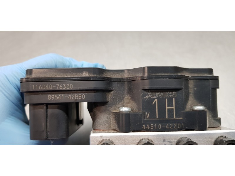Recambio de abs para toyota rav 4 plug-in hybrid advance referencia OEM IAM 4405042J71 8954142B80 