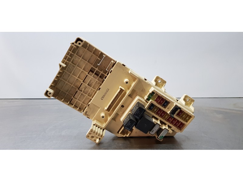 Recambio de caja reles / fusibles para chrysler sebring berlina (jr41) 2.7 lx referencia OEM IAM 4759434AC   Recambio de caja reles / fusibles para chrysler sebring berlina (jr41) 2.7 lx referencia OEM IAM 4759434AC