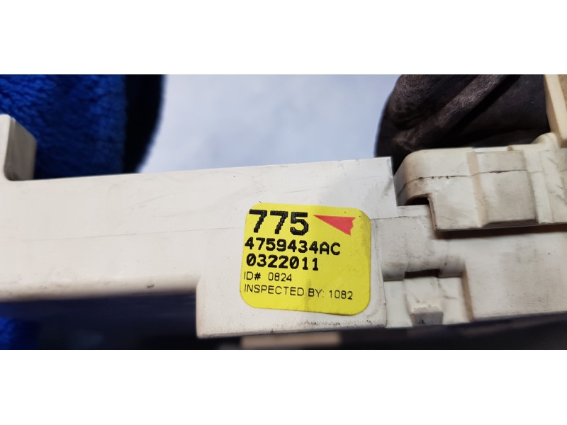 Recambio de caja reles / fusibles para chrysler sebring berlina (jr41) 2.7 lx referencia OEM IAM 4759434AC   Recambio de caja reles / fusibles para chrysler sebring berlina (jr41) 2.7 lx referencia OEM IAM 4759434AC