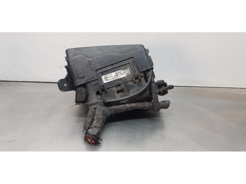 Recambio de caja reles / fusibles para kia carens ( ) business referencia OEM IAM 919513X110  