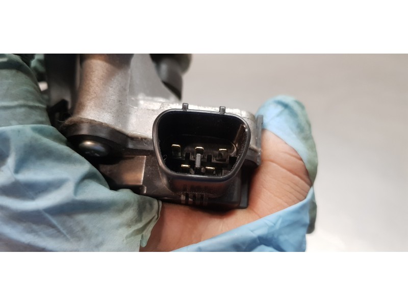 Recambio de motor limpia delantero para toyota rav4 hybrid 4x2 advance referencia OEM IAM 8511042270  