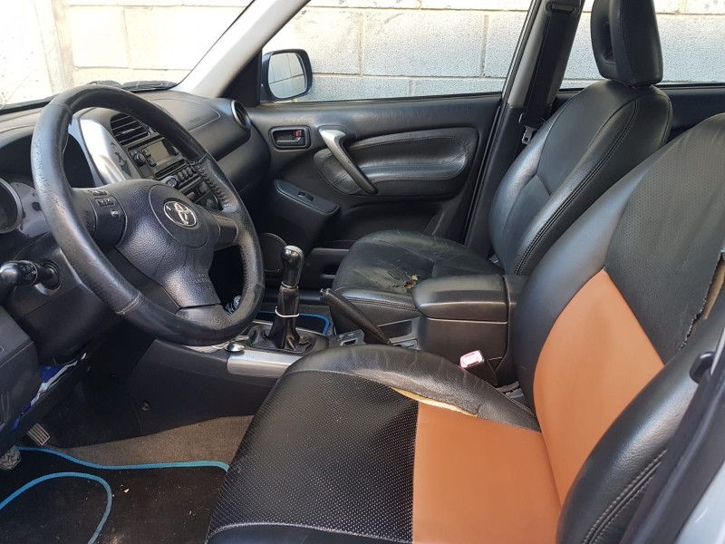 toyota rav 4 (a2) del año 2006