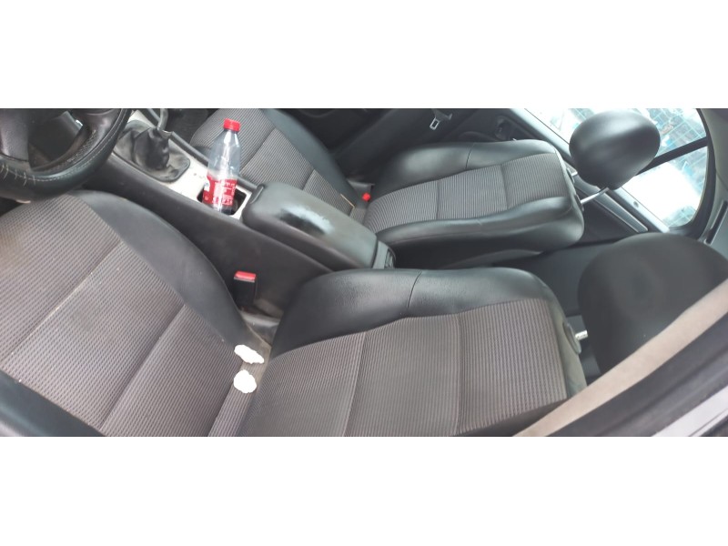 mercedes clase c (w203) berlina del año 2004