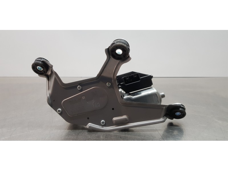 Recambio de motor limpia trasero para toyota rav4 hybrid 4x2 advance referencia OEM IAM 8513042101  