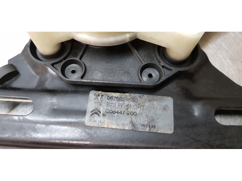 Recambio de elevalunas delantero derecho para citroen c4 grand picasso feel referencia OEM IAM 9675924680   Recambio de elevalunas delantero derecho para citroen c4 grand picasso feel referencia OEM IAM 9675924680