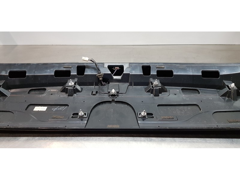 Recambio de aleron trasero para toyota rav 4 plug-in hybrid advance referencia OEM IAM 7608542908  