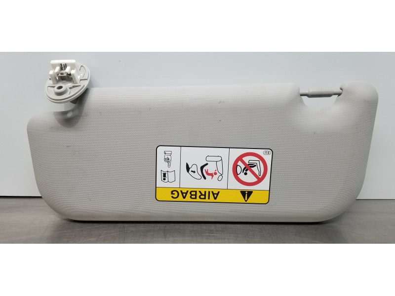 Recambio de parasol derecho para toyota rav4 hybrid 4x2 advance referencia OEM IAM 7431042681B0  