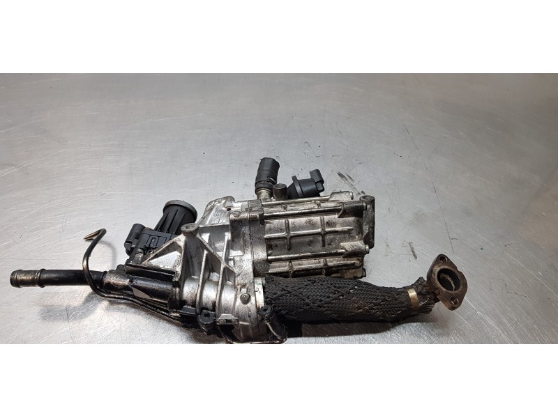 Recambio de valvula egr para jaguar xf 3.0 v6 diesel s premium luxury referencia OEM IAM 9X2Q9U438DA  