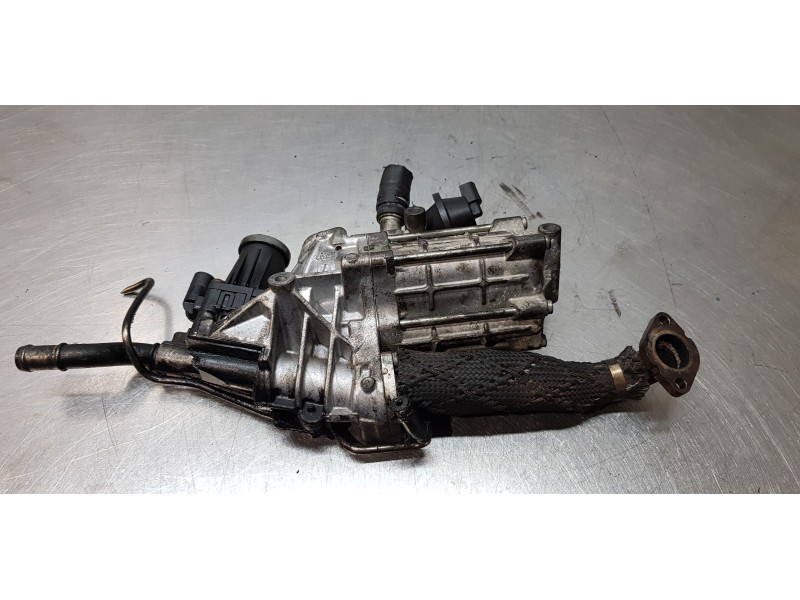 Recambio de valvula egr para jaguar xf 3.0 v6 diesel s premium luxury referencia OEM IAM 9X2Q9U438DA  