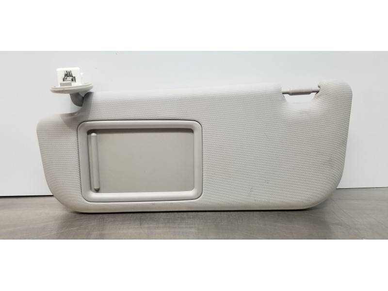 Recambio de parasol izquierdo para toyota rav4 hybrid 4x2 advance referencia OEM IAM 7432042661B0  