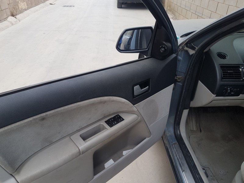 ford mondeo berlina (ge) del año 2001