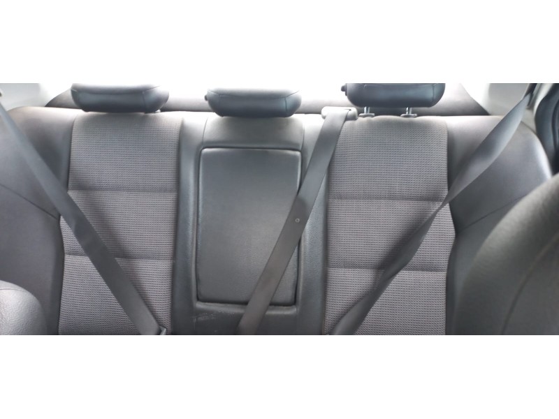 mercedes clase c (w203) berlina del año 2004