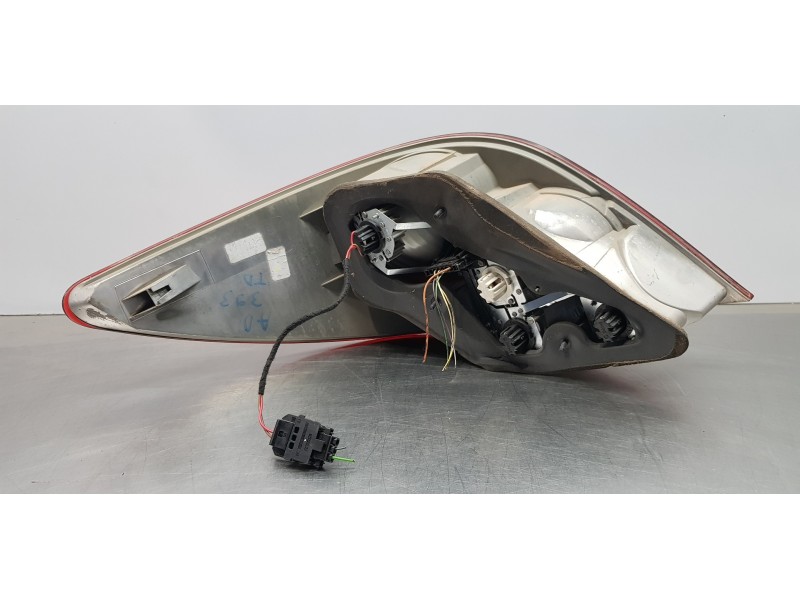 Recambio de piloto trasero derecho para mercedes clase r (w251) 320 cdi (251.022) referencia OEM IAM A2518200264 A2518200464 