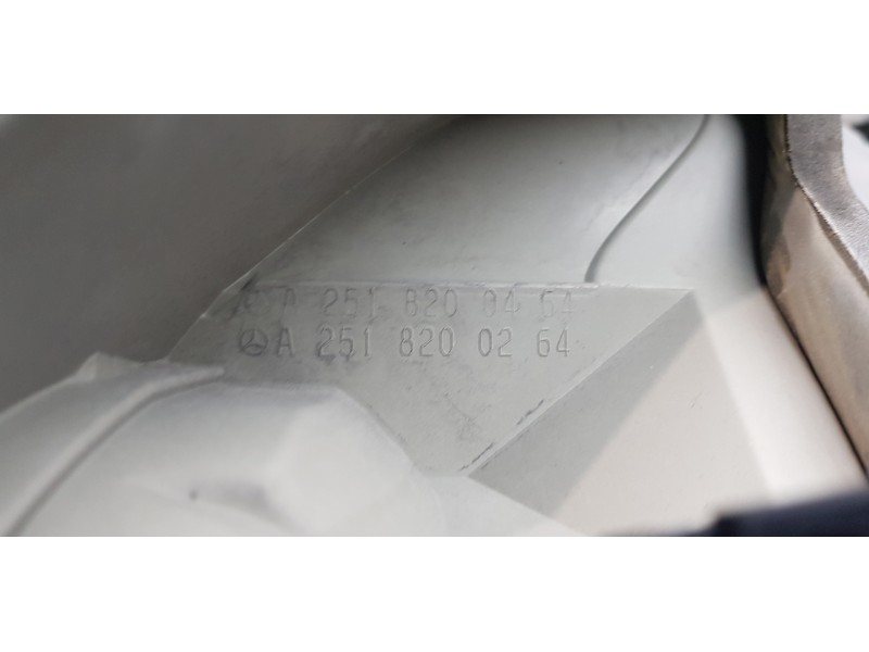 Recambio de piloto trasero derecho para mercedes clase r (w251) 320 cdi (251.022) referencia OEM IAM A2518200264 A2518200464 
